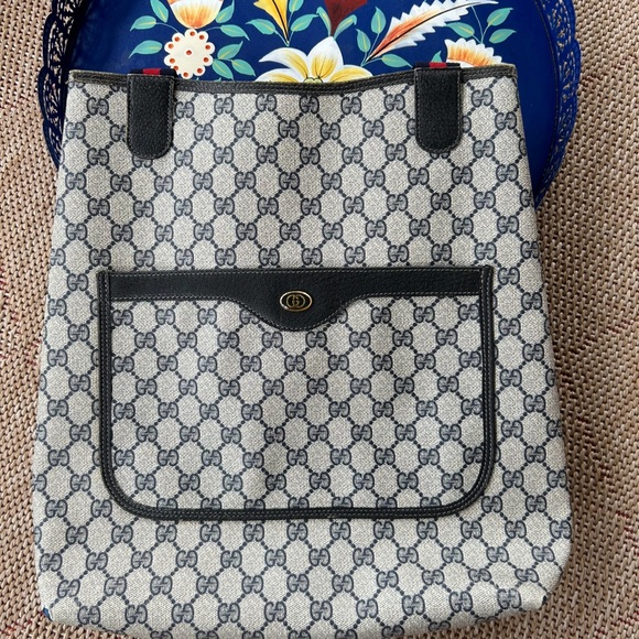 GUCCI AUTHENTIC GG CANVAS AND LEATHER SHERRY LINE TOTE - Picture 11 of 12